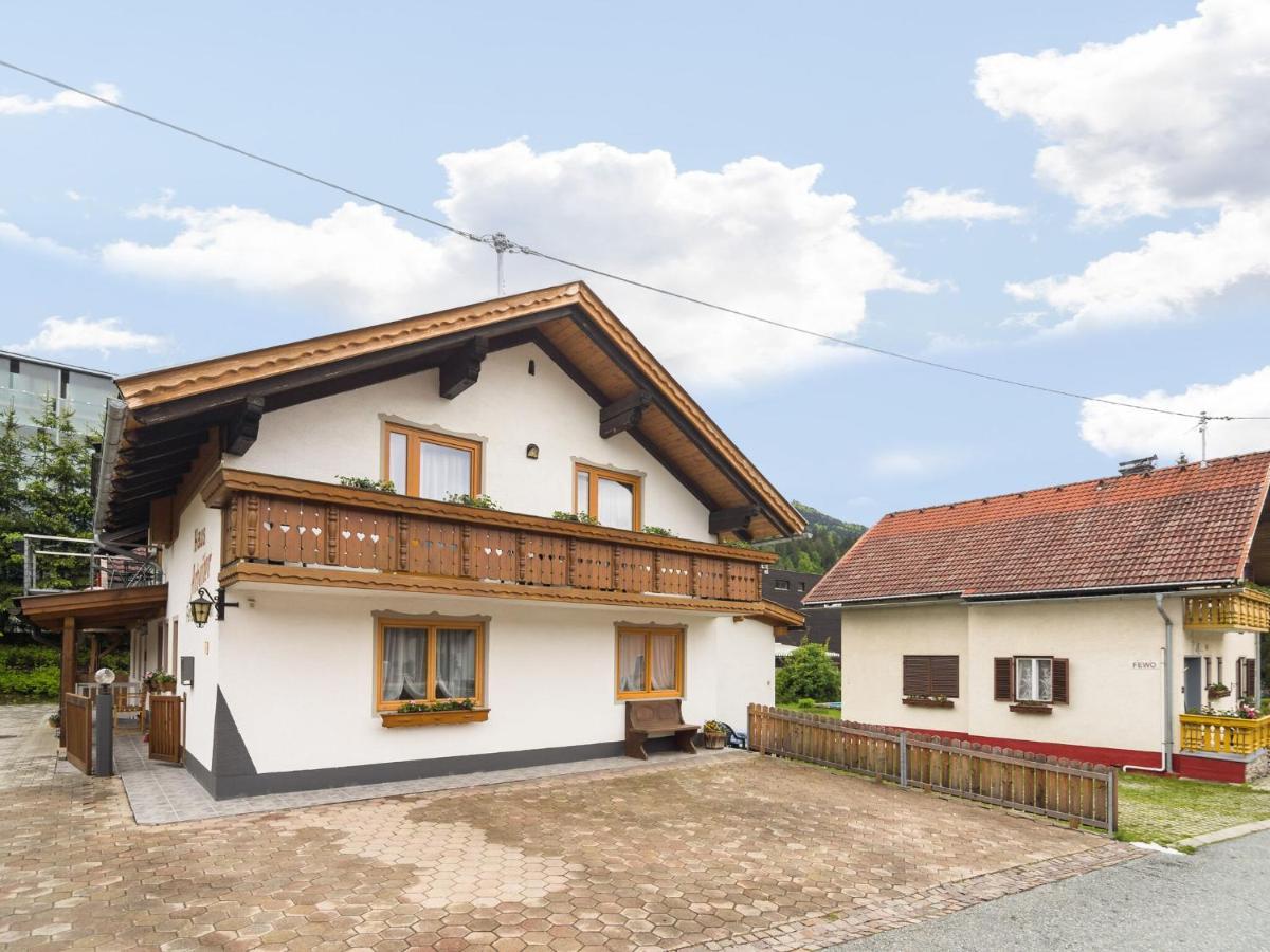 Apartment In Tr Polach Carinthia With Pool Tröpolach Eksteriør billede